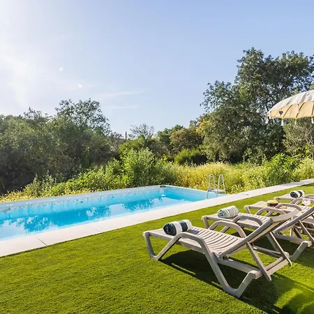 Quinta Pedras - *